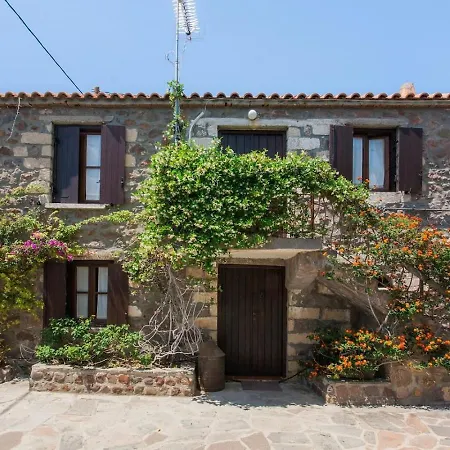 By The Sea In Vathy Methana Semesterbostad Megalochori (Peloponnese)