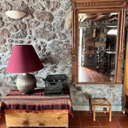 By The Sea In Vathy Methana Semesterbostad Megalochori (Peloponnese)