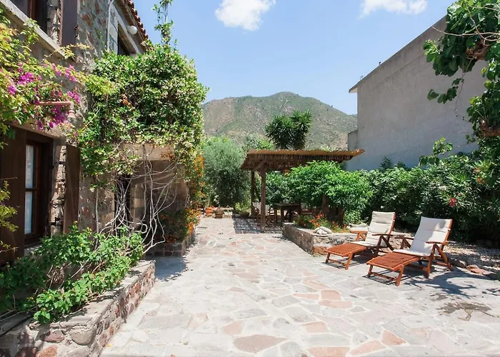 By The Sea In Vathy Methana 펜션 Megalochori (Peloponnese)