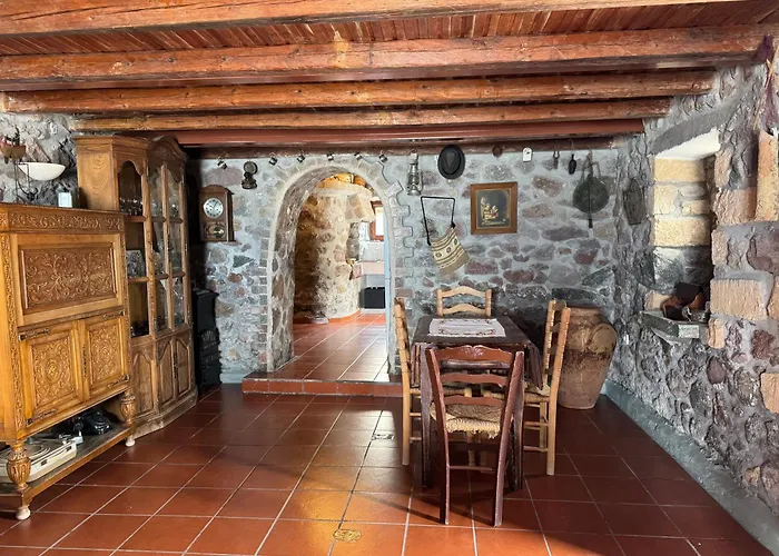 By The Sea In Vathy Methana * Megalochori (Peloponnese)