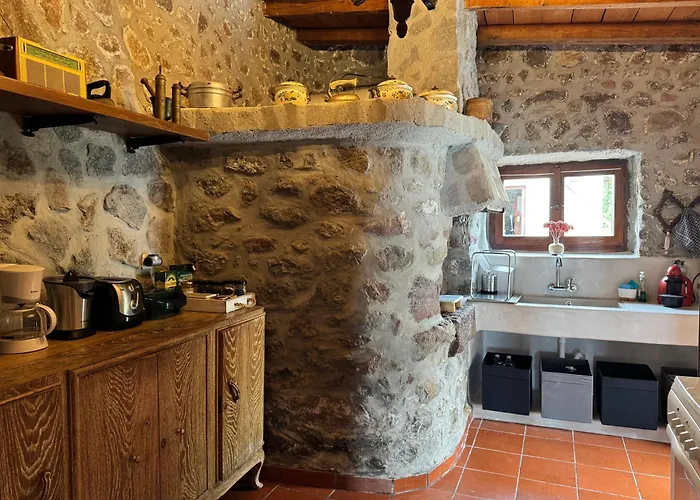 By The Sea In Vathy Methana * Megalochori (Peloponnese)