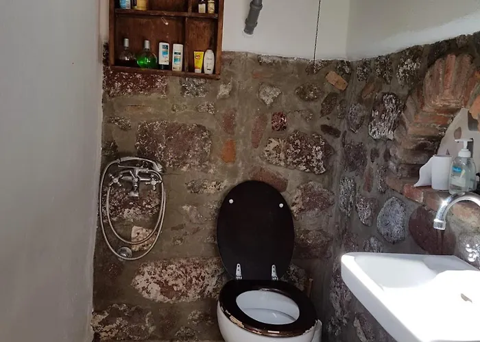 By The Sea In Vathy Methana 펜션 Megalochori (Peloponnese)